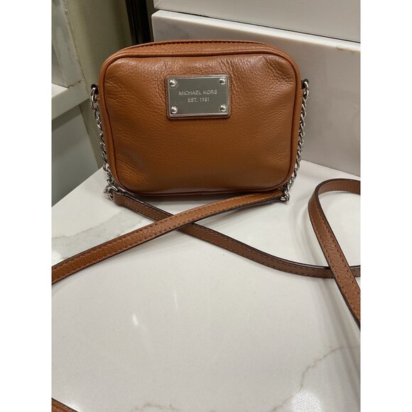 Michael Kors Tan Leather Mini Camera Bag Crossbody Card Inserts - Picture 1 of 6